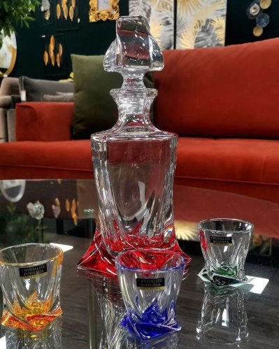 ПОДАРКИ С ХАРАКТЕРОМ