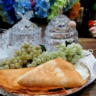 СЕРВИРУЕМ МАСЛЕНИЦУ