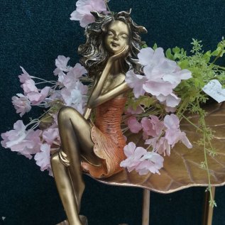 ШКАТУЛКИ, РАМКИ ДЛЯ ФОТОГРАФИЙ И СТАТУЭТКИ Для маленьких и больших сокровищ