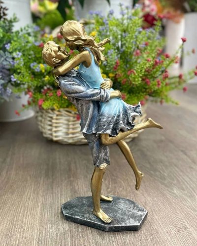 ЕЩЕ РАЗ ПРО ЛЮБОВЬ